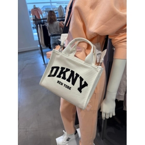 Dkny Hadlee Hand bag White